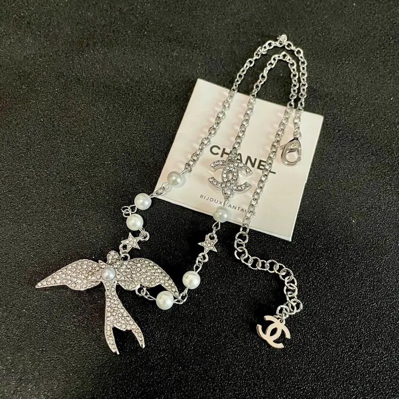 Chanel necklace 06yxh05